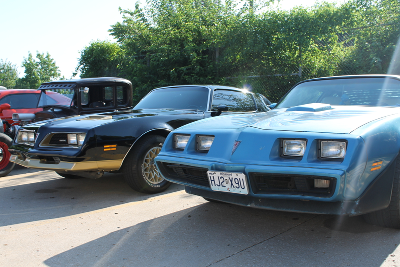 Illustration for article titled Kansas City Cars & Coffee Photo Dump!